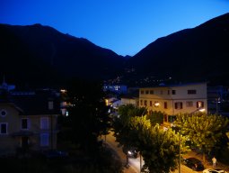 p1000478